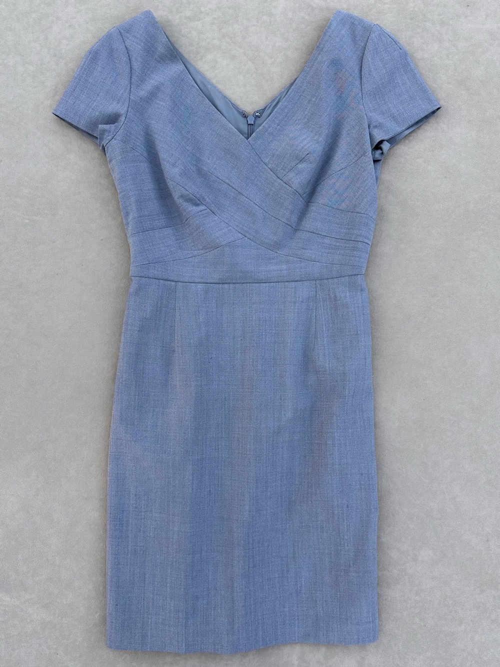 ✰  V-NECK SHEATH DRESS ✰